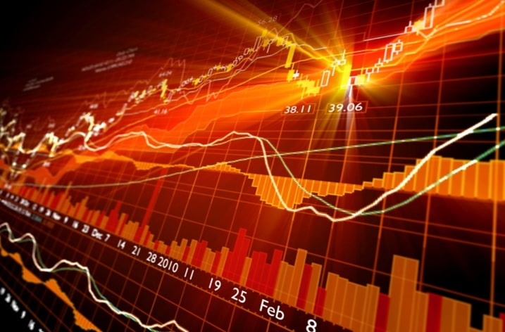 Rynek i tak czeka na ECB i NFP.