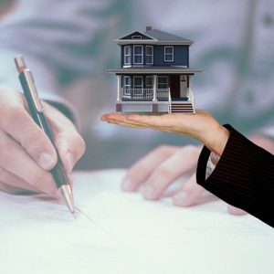 zakup nieruchomości dom podpisywanie dokumentów